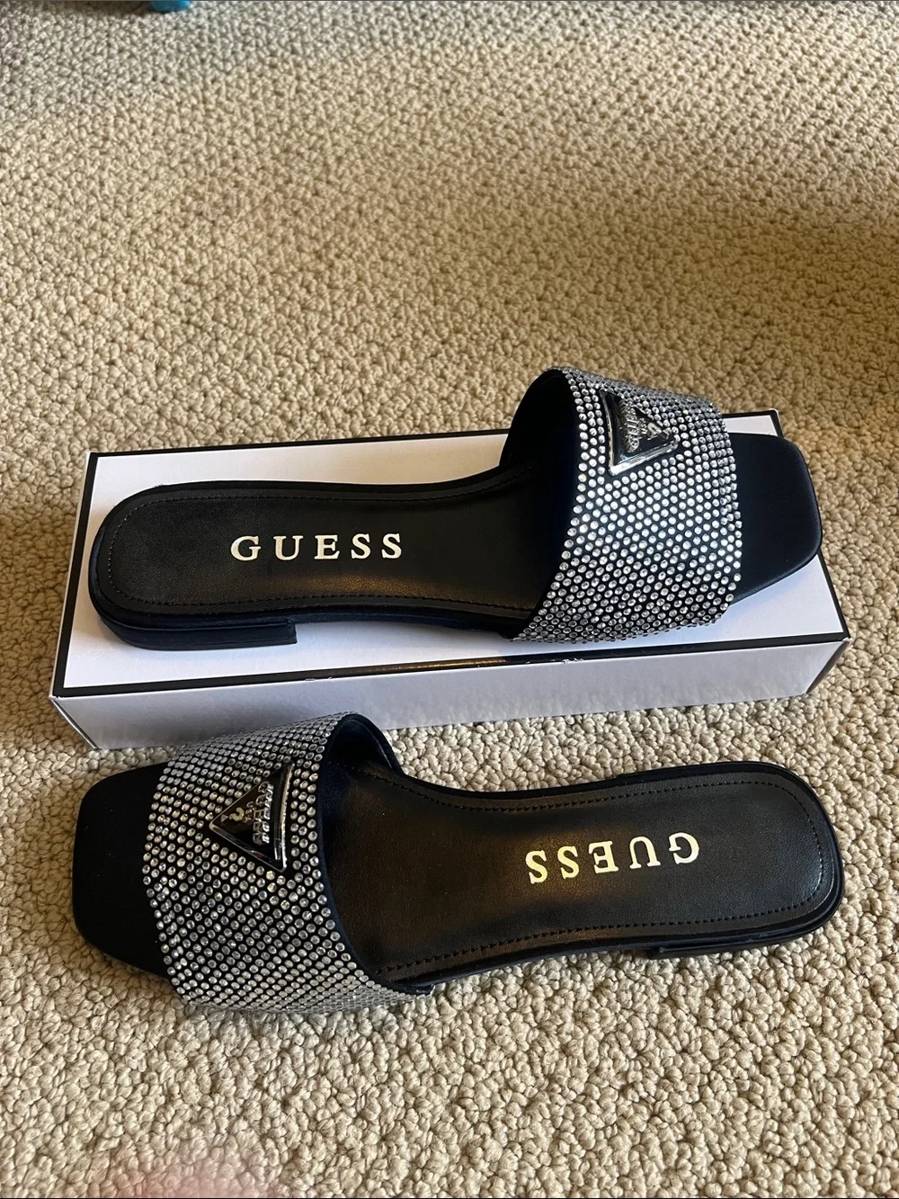 GUESS NEW W/O tags Black Rhinestone Slide Mules SIZE 11